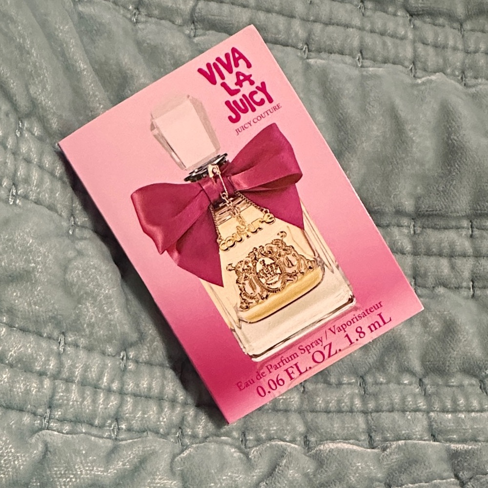 4/$15 Juicy Couture Viva La Juicy Sample
